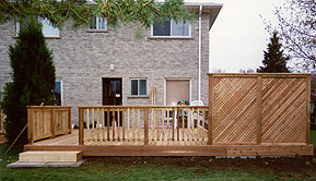 Deck with Privacy Barrier
